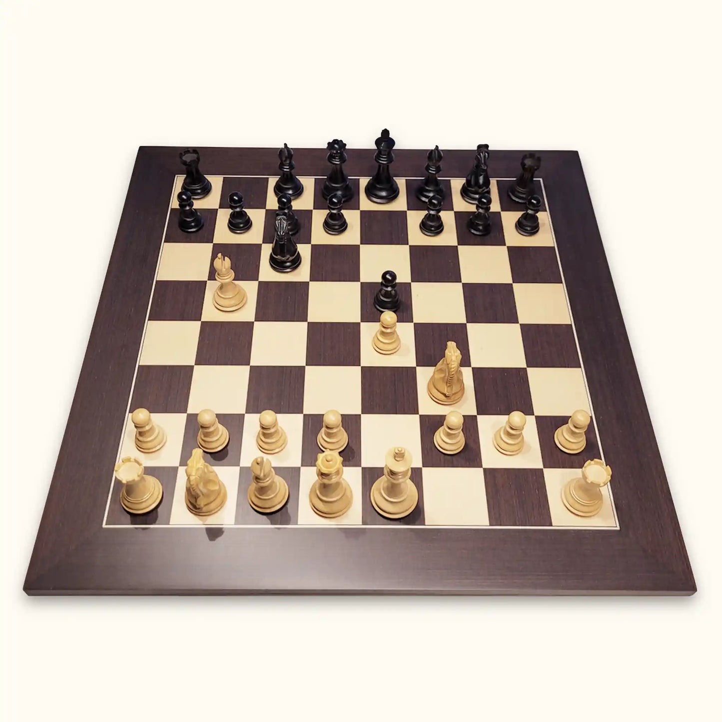 Chess set london at dusk with chess pieces supreme and chessboard wenge deluxe top view